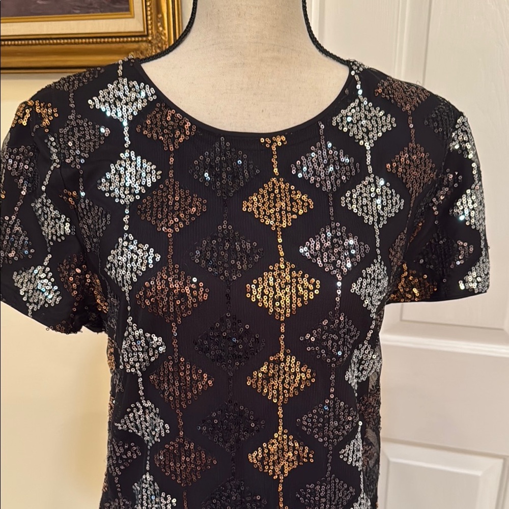 Elegant Black and Gold Sequin Dress-Size 14